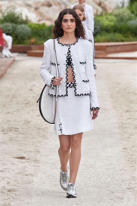 chanel cruise collection 2023